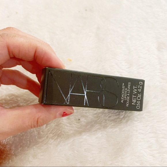 BrandNew NARS Tatania Tomato Red Lipstick - Picture 3 of 6
